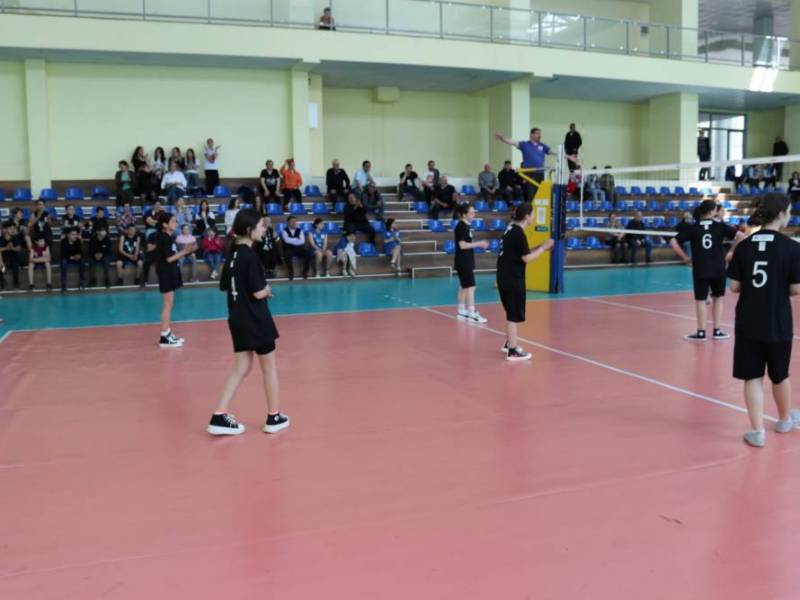 ცაგერის სპორტის სასახლეში ჩატარდა სასკოლო სპორტული ოლიმპიადის რაჭა-ლეჩხუმისა და ქვემო...